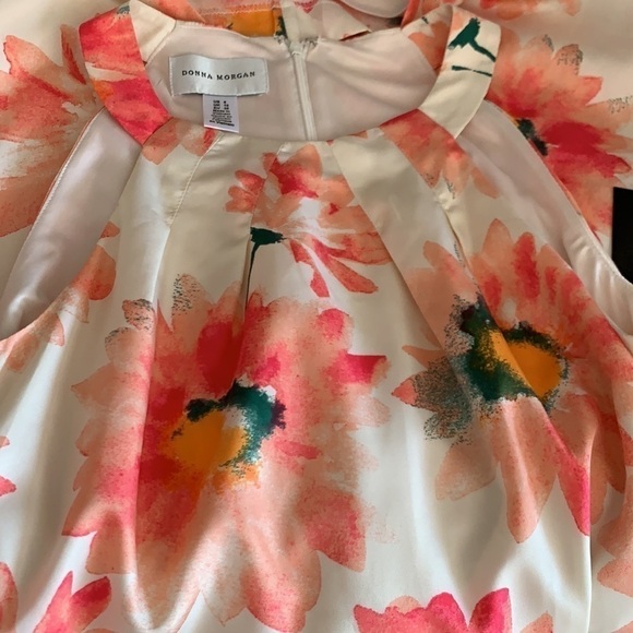 Donna Morgan floral dress - Picture 6 of 6